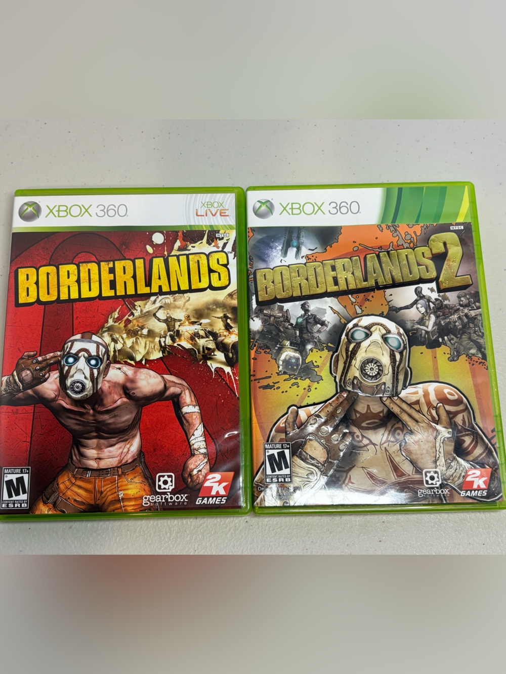 Xbox360 Borderlands & Borderlands 2 Video Game Bundle - Complete in box